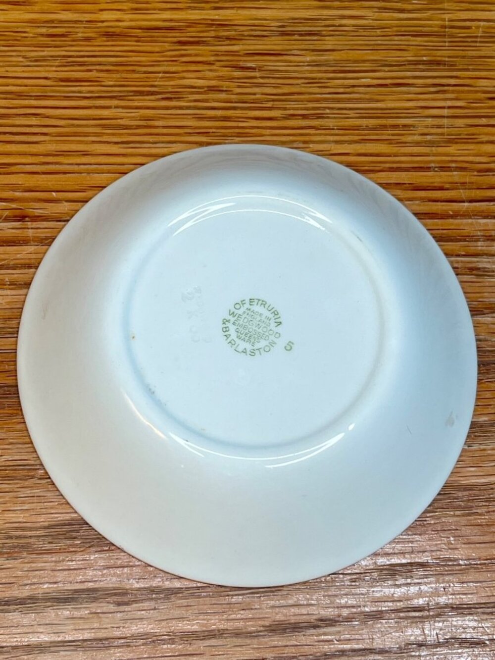 Set of 4 Wedgwood  Fruit Dessert Bowls 5" Lavender On Cream Plain Edge Embossed - Picture 13 of 16